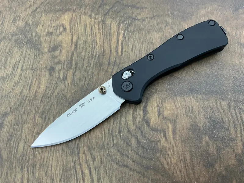 Buck Mini Range Elite – Magnacut Steel, Matte Black Aluminum Handle 1