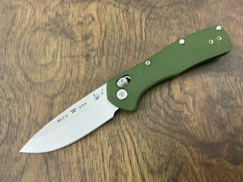 Buck Range Pro Full-Size Knife – 154Cm Steel, Green Glass-Filled Nylon Handle 1