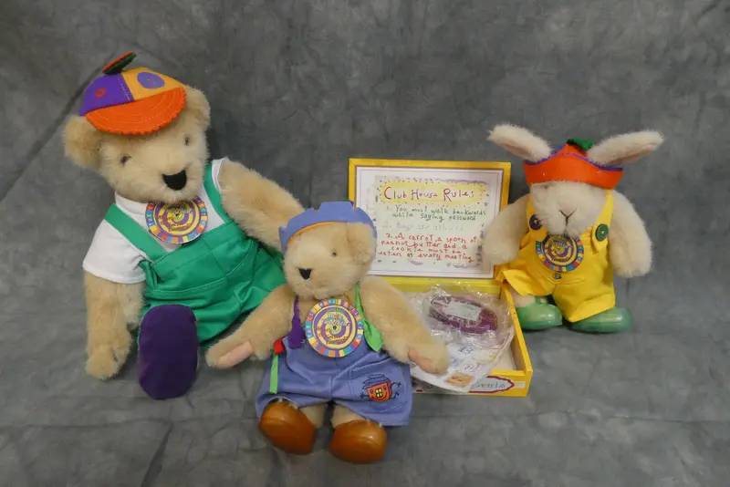 Clubhouse Collection: Muffy Vanderbear, Fuzzy Bear, And Hoppy Hare Plush Set 1