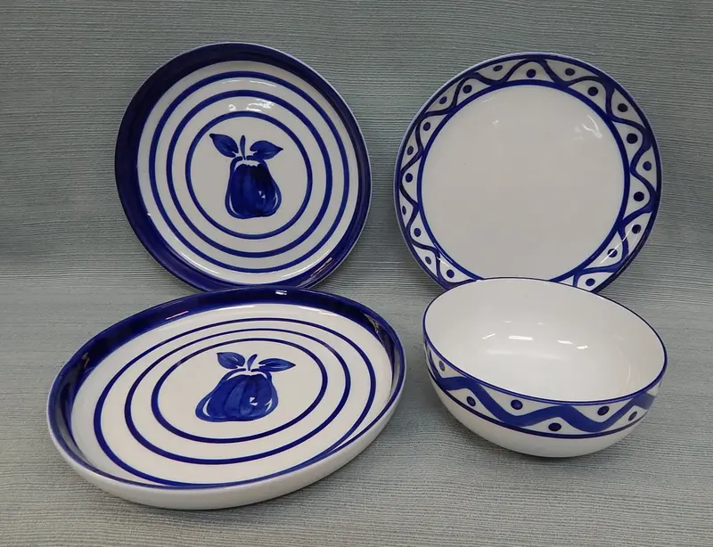 Dansk Blue-And-White Stoneware Set – Four-Piece Tableware Collection 1
