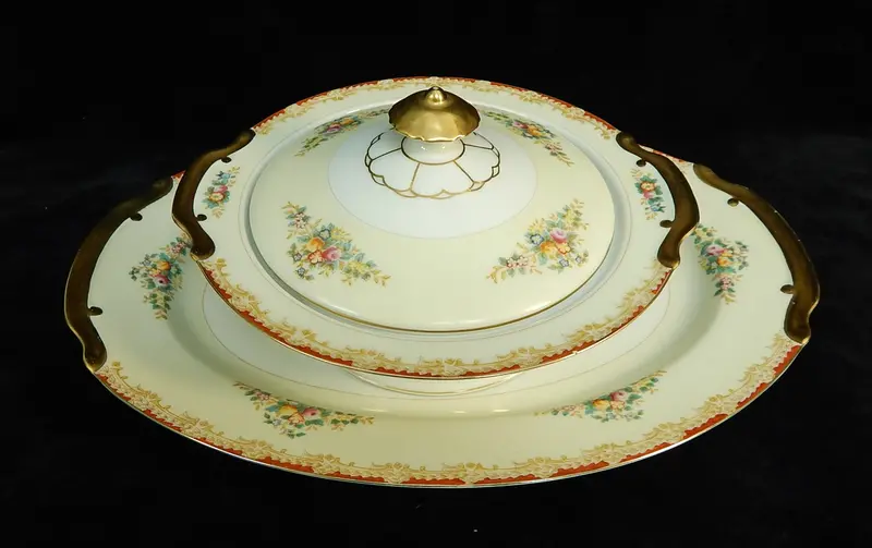 Empress China Serving Set: Platter With Lidded Dish 1