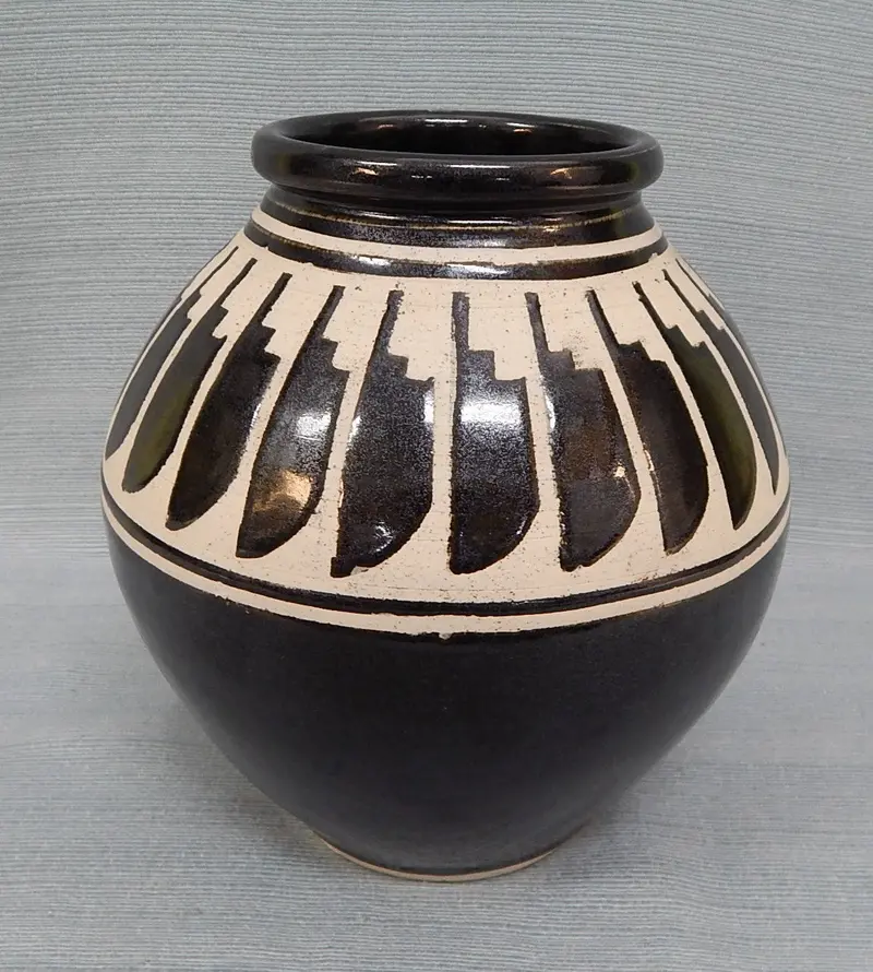 Handmade 7-Inch Southwestern Geometric Ceramic Vase – Artist-Signed 1