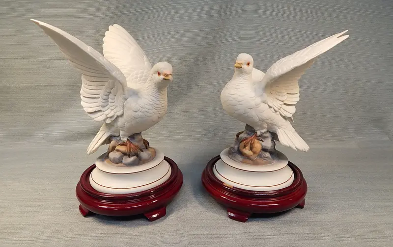 Pair Of Elegant White Dove Figurines By Andrea Artist 1