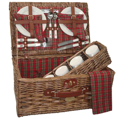 Sutherland Scottish Pasture Premium Picnic Basket For Four 1